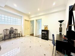 Gold Coast Condo (D5), Condominium #549138911